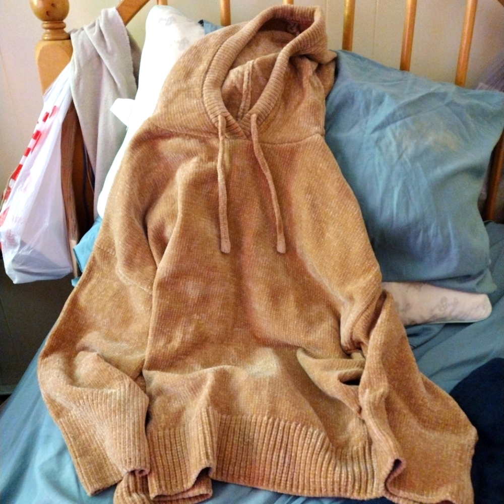 Womans Hooded Pullover Sweater